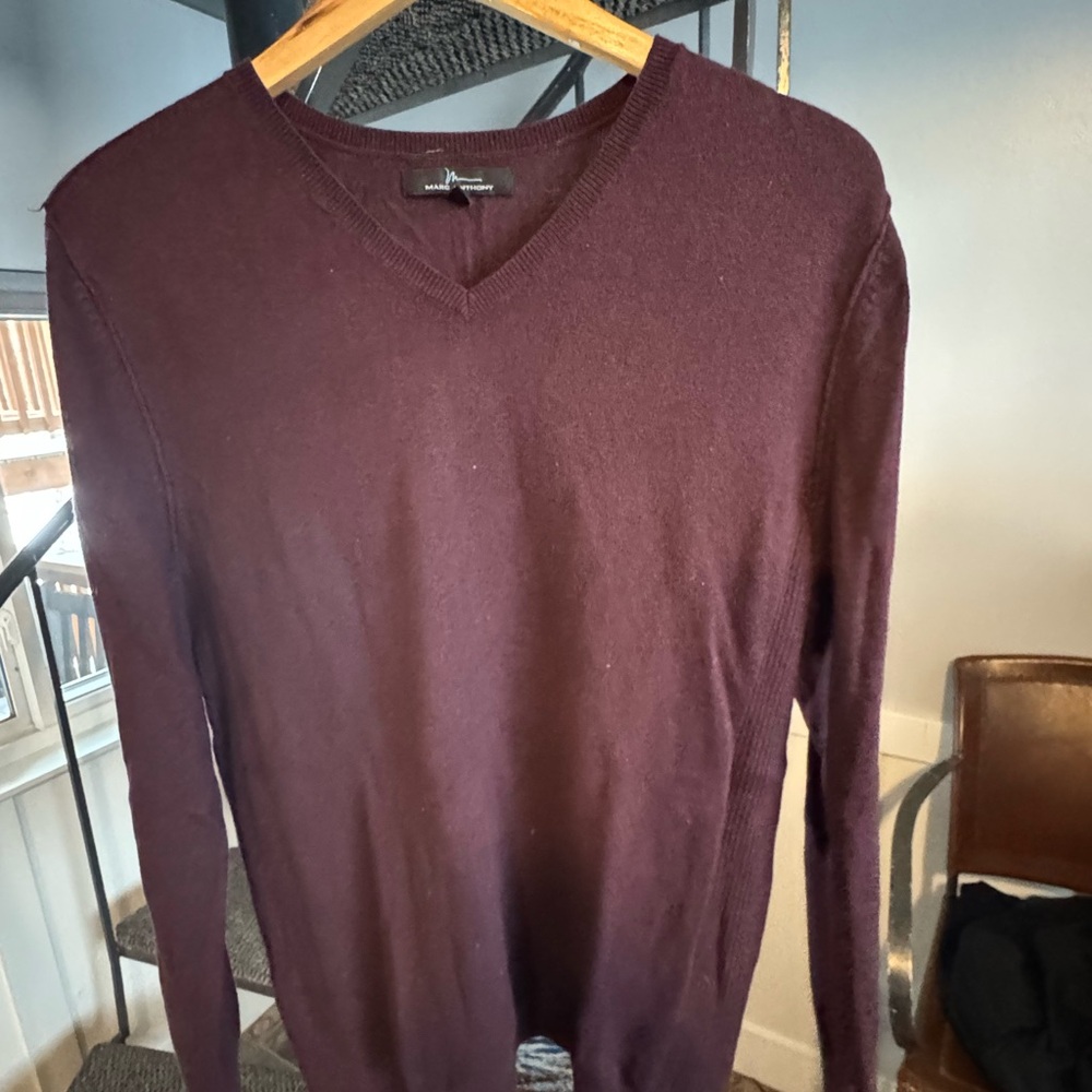 Marc Anthony sweater